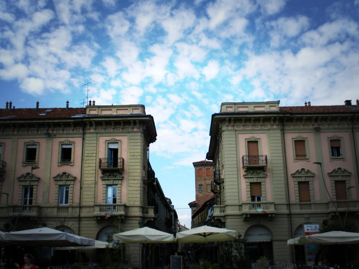 Palazzo Finati Bed and Breakfast Alba  Buitenkant foto