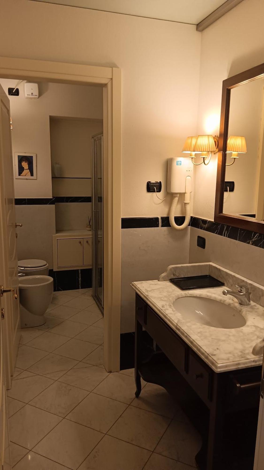 Palazzo Finati Bed and Breakfast Alba  Buitenkant foto